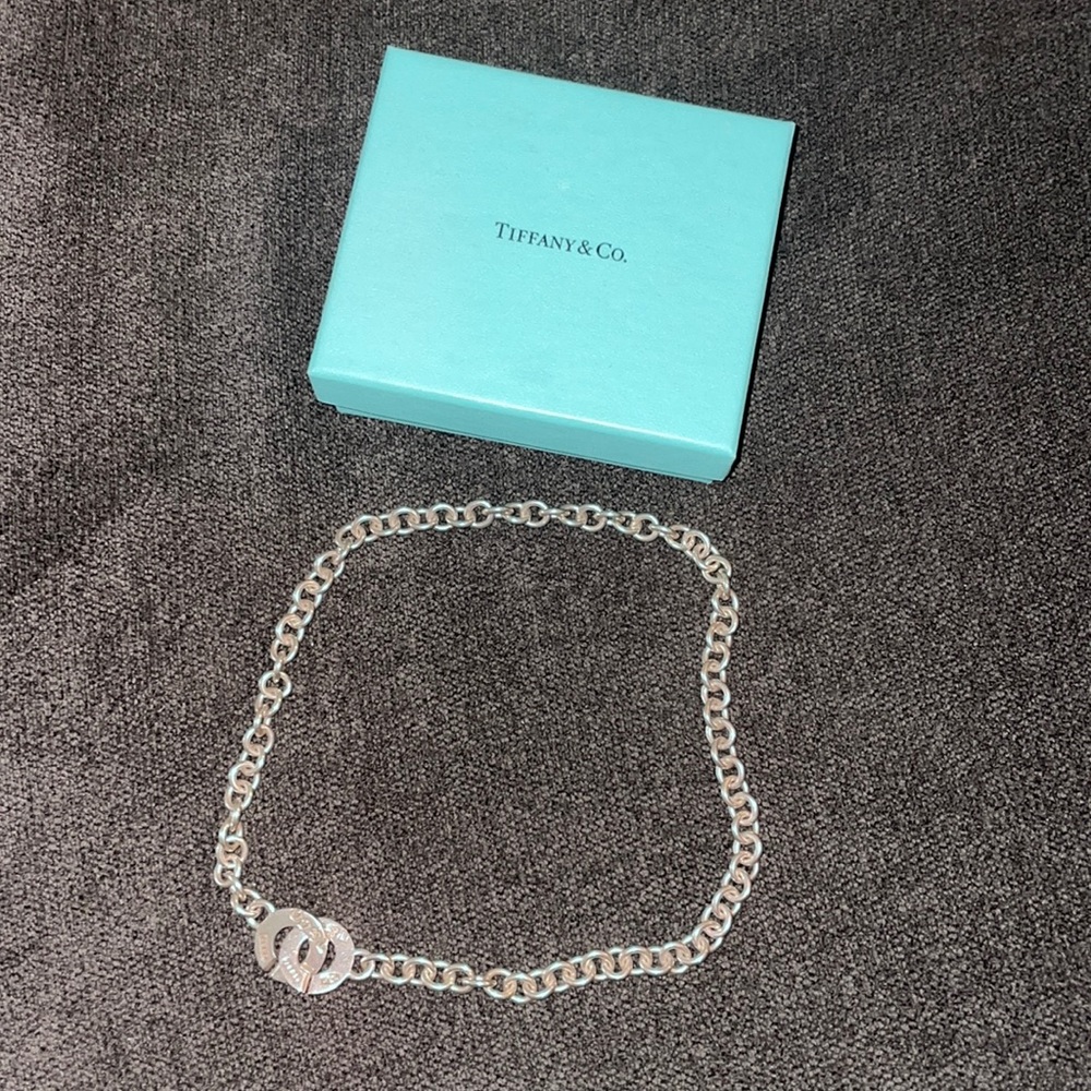 Tiffany & Co. Interlocking circles clasp Choker necklace
